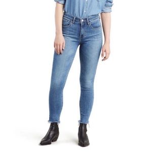 Levi’s 721 High Rise Ankle Skinny Raw Hem Size 29
